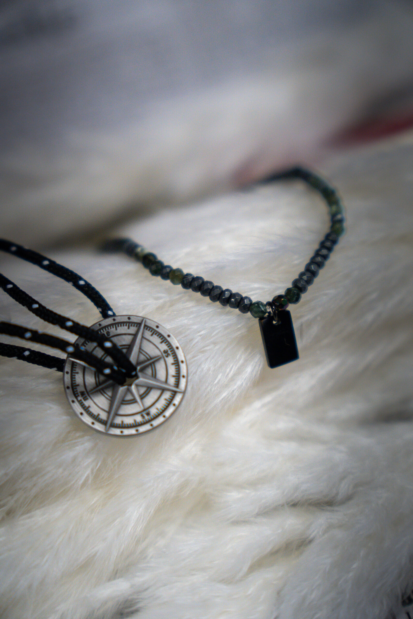 Atelier Beauréale - Agence de Design - Agence Graphique - Logo - Logotype - identité visuelle - Charte graphique - Création graphique - Site web - Site vitrine - Site e-commerce - web - Site sur mesure - meilleur graphiste - web-designer - Direction artistique - Création de logo - créer son logo