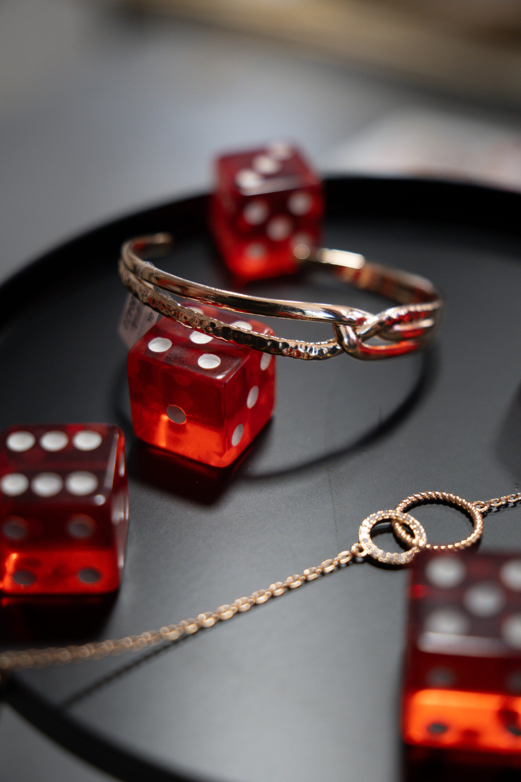 Atelier Beauréale - Agence de Design - Agence Graphique - Logo - Logotype - identité visuelle - Charte graphique - Création graphique - Site web - Site vitrine - Site e-commerce - web - Site sur mesure - meilleur graphiste - web-designer - Direction artistique - Création de logo - créer son logo