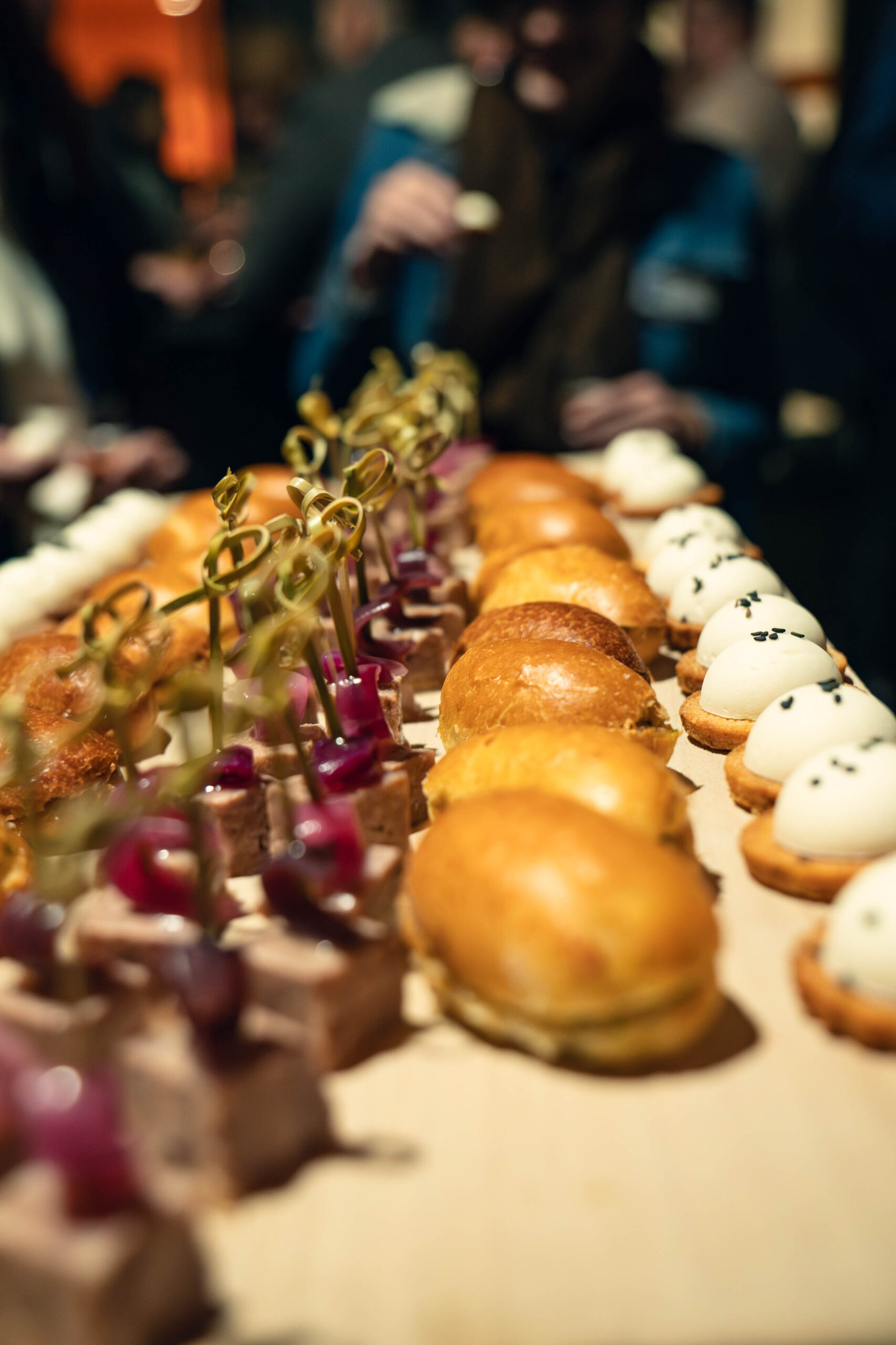 Atelier Beauréale - Agence de Design - Agence Graphique - Logo - Logotype - identité visuelle - Charte graphique - Création graphique - Site web - Site vitrine - Site e-commerce - web - Site sur mesure - meilleur graphiste - web-designer - Direction artistique - Création de logo - créer son logo